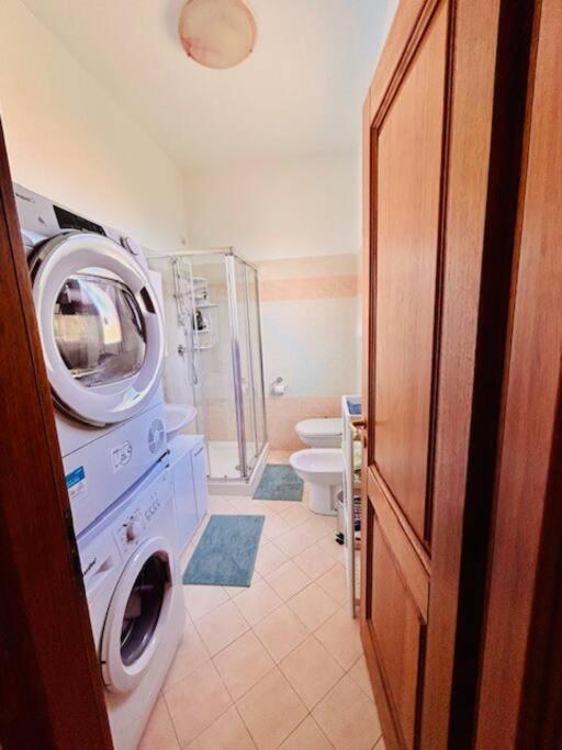 Casa Lucia A Carugo Apartment ภายนอก รูปภาพ